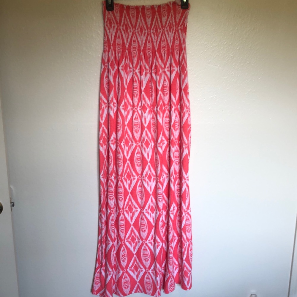 Pink and white maxi beach dress